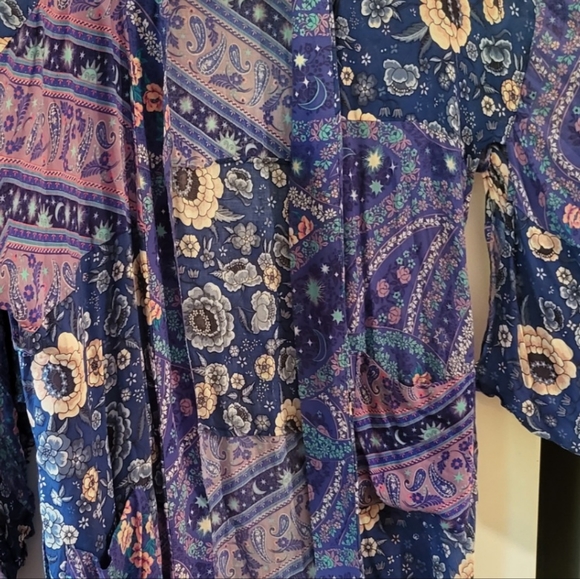 Spell RENEW ROBE SWAP OR SELL OFFRS - Picture 5 of 8